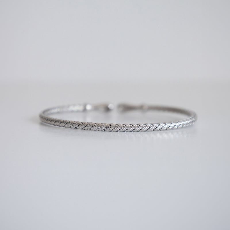 14K White Gold Bangle with 1ct Lab-Grown Diamonds (E Color, VS1 Clarity)