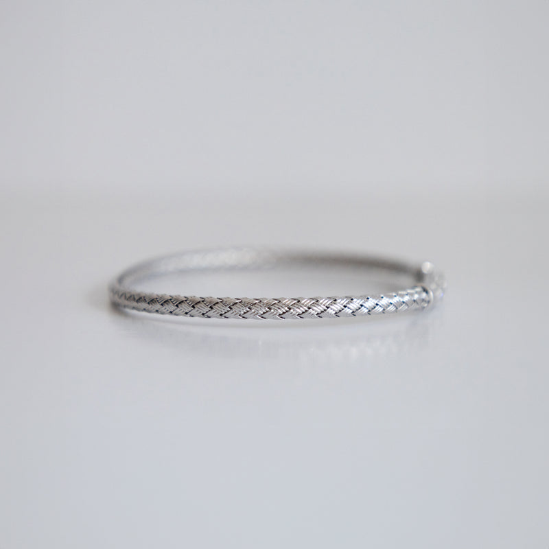 14K White Gold Bangle with 1ct Lab-Grown Diamonds (E Color, VS1 Clarity)