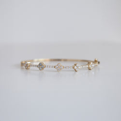 14K Yellow Gold Clover Bangle with 1.75ct Lab-Grown Diamonds (E Color, VVS Clarity)